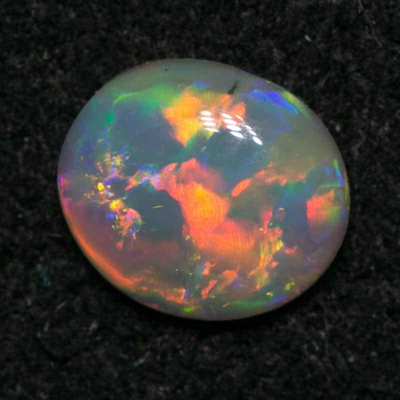 0.33 ct crystal opal 5x4.5x2mm
