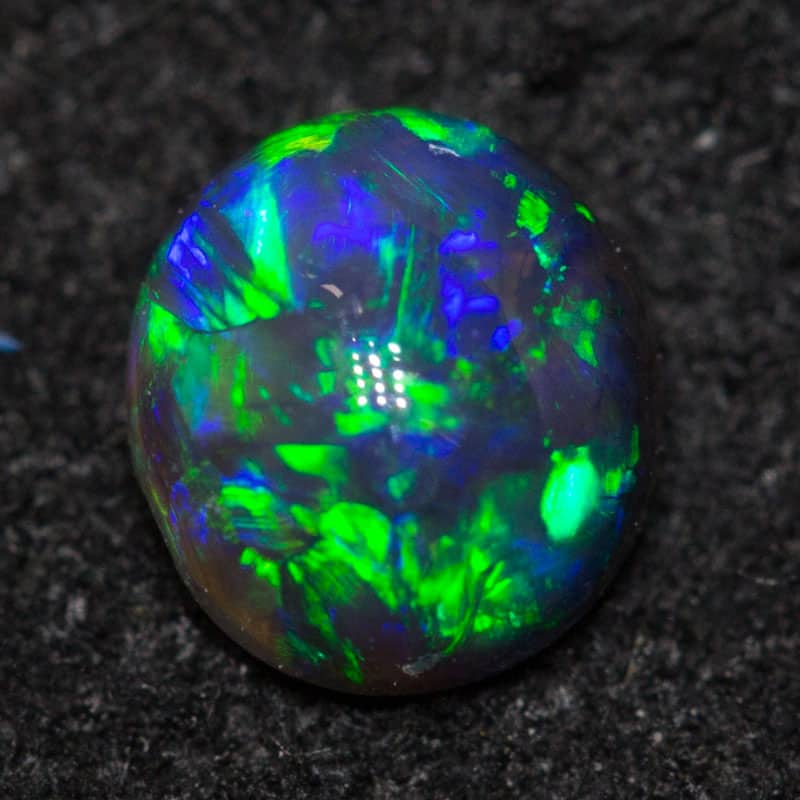 0.37 ct black opal 5x4.5x2.7mm
