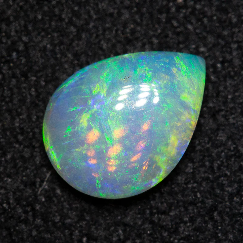 0.50 ct crystal opal 7x5.2x2.2mm