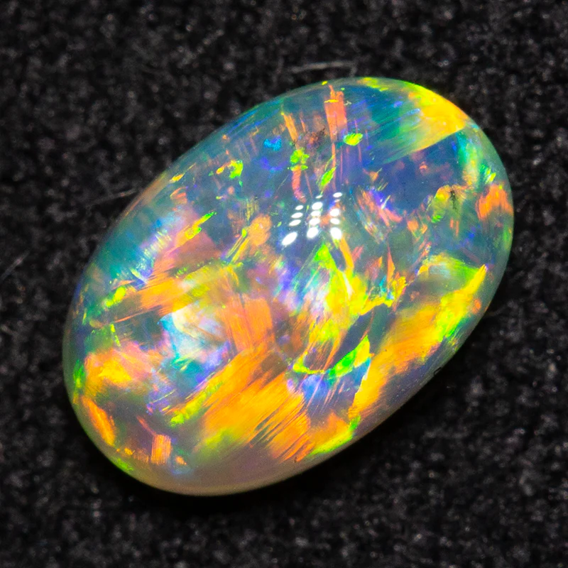 0.53 ct crystal opal 6.7x4.5x2.7mm