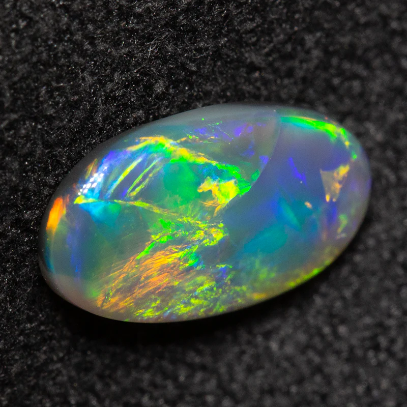 0.76 ct black opal 9.2x5.4x2.3mm