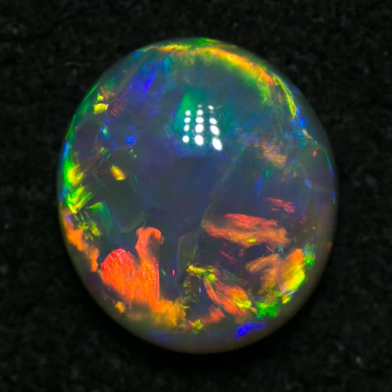 0.76 ct crystal opal 7x6x3mm