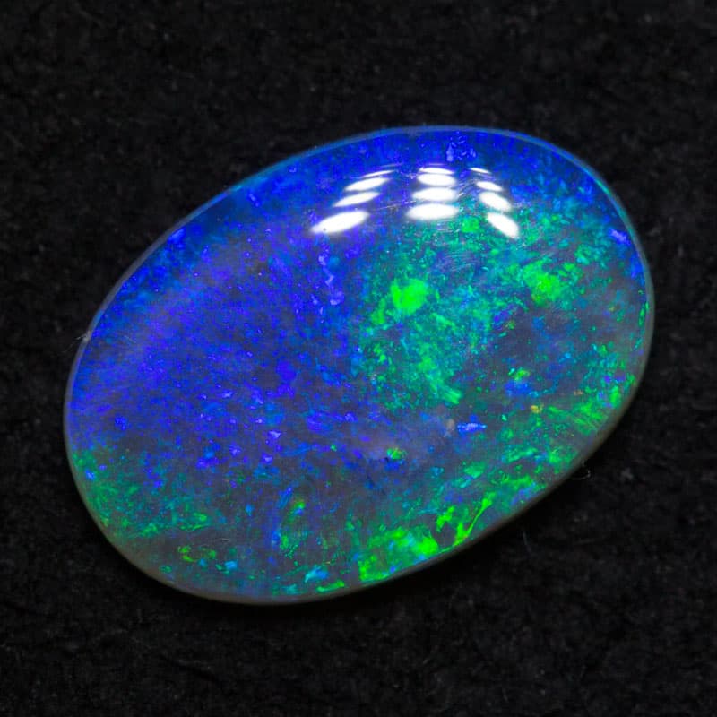 0.89ct crystal opal 9x9x2mm