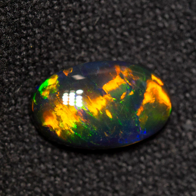 0.90 ct gem black opal 8.8x5.9x2.7mm