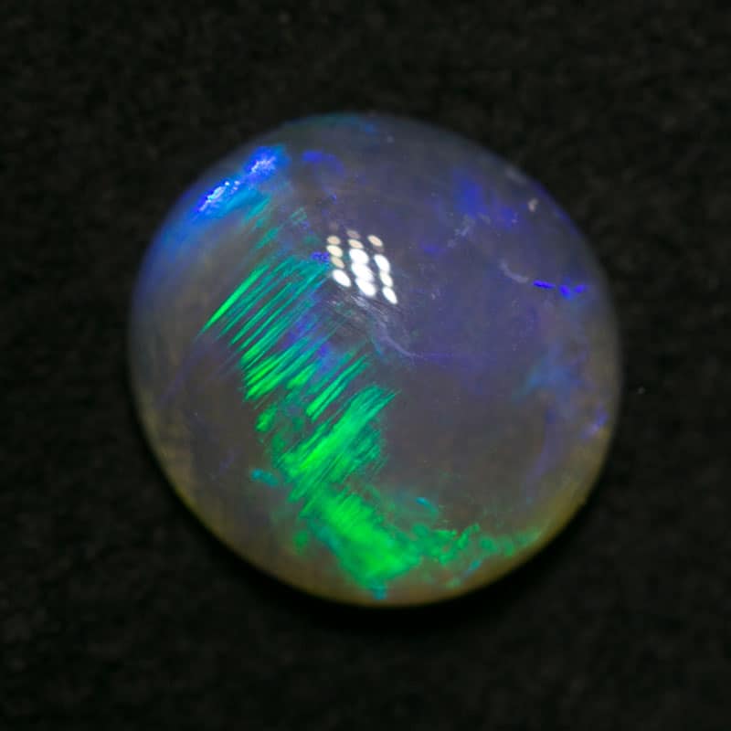 1.06 ct cats eye pattern crystal opal 7.5x7x3mm