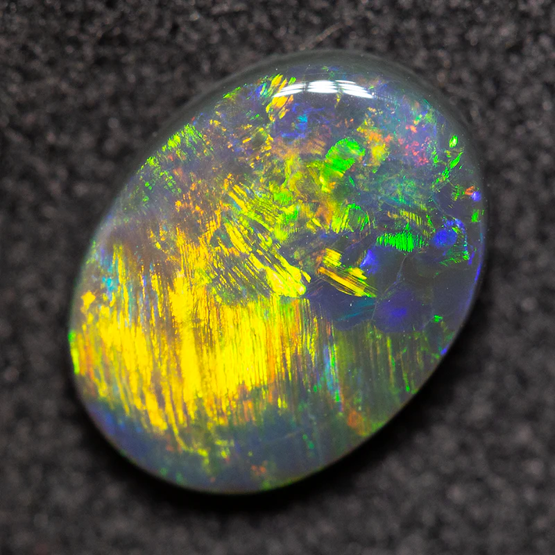 1.28 ct black opal 9.2x7x3mm