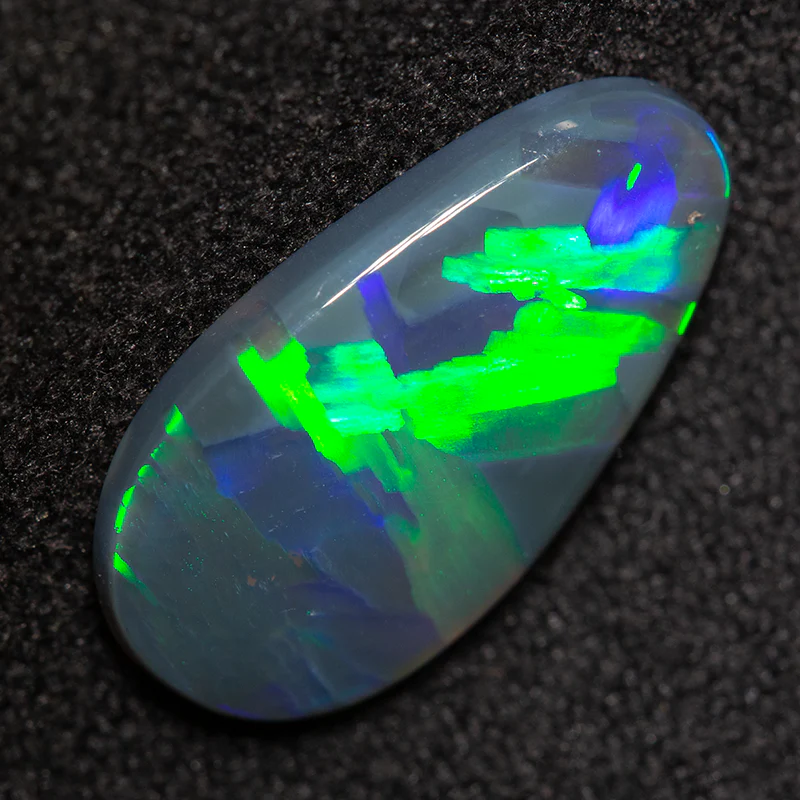 2.00 ct black opal 14.9x8.1x2.6mm