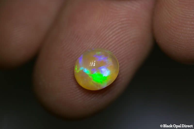 2.01 ct crystal opal 8.5x7.5x5mm