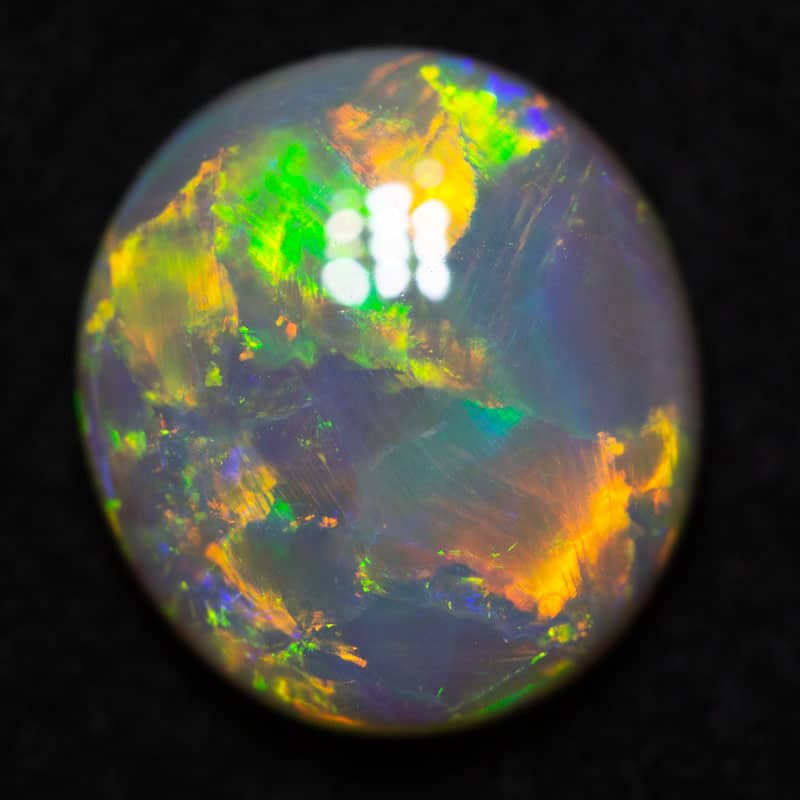 2.02 ct crystal opal 9.5x8.5x3.5mm - Image 2