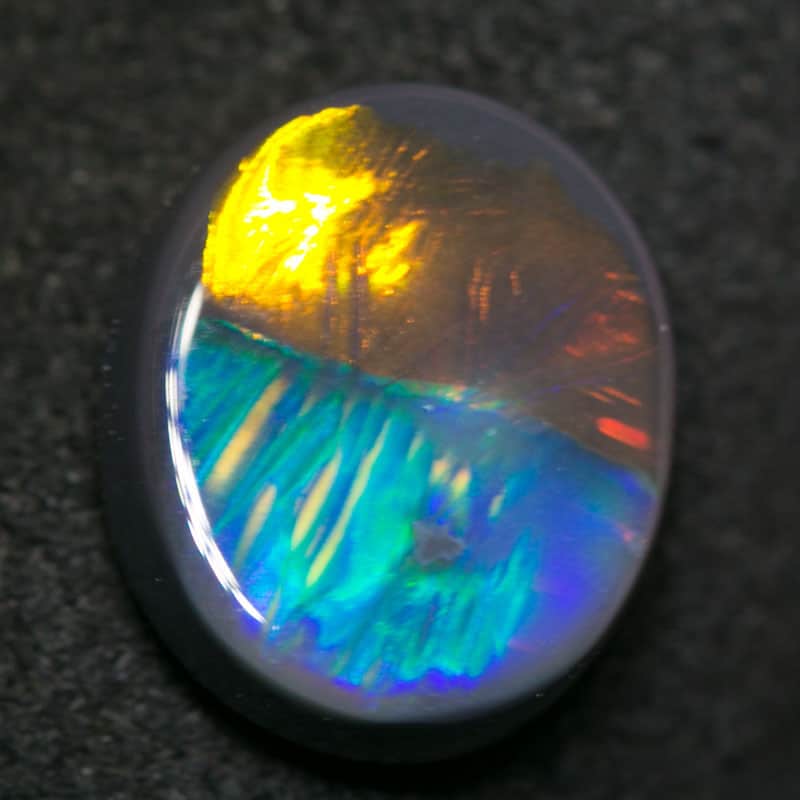 2.65 ct bi color black opal