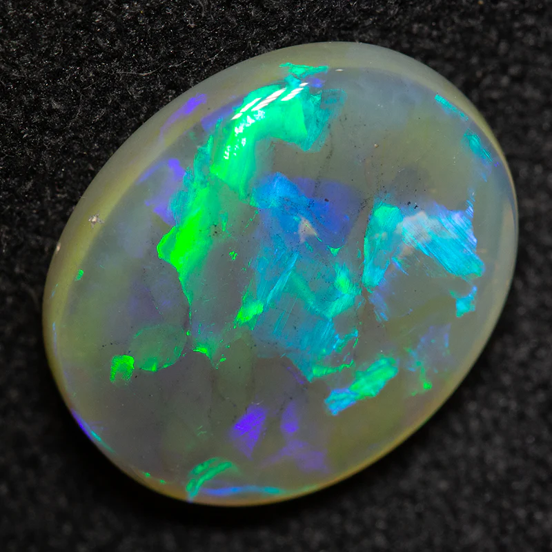 2.84 ct crystal opal 11.9x9.8x3.5mm