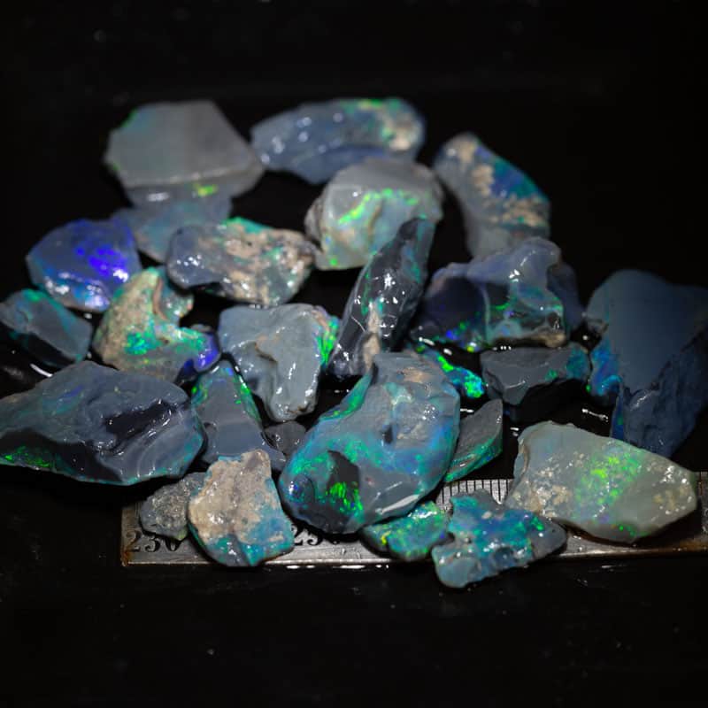 206 ct rough opal parcel 25 pieces