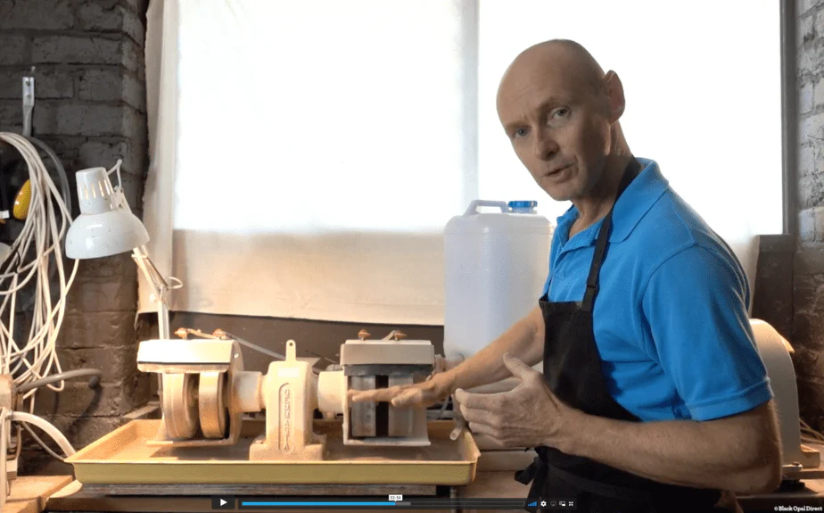 258 ct Beginners Rough Opal with Video Tutorials - Image 2