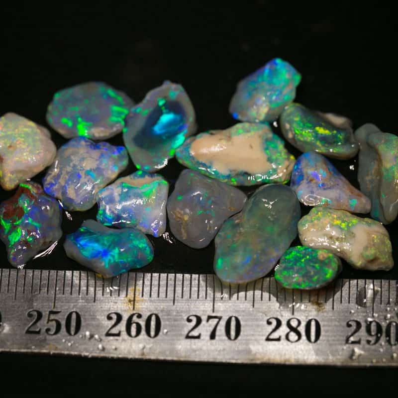 36 ct rough opal parcel 17 pc for the Intermediate opal cutter