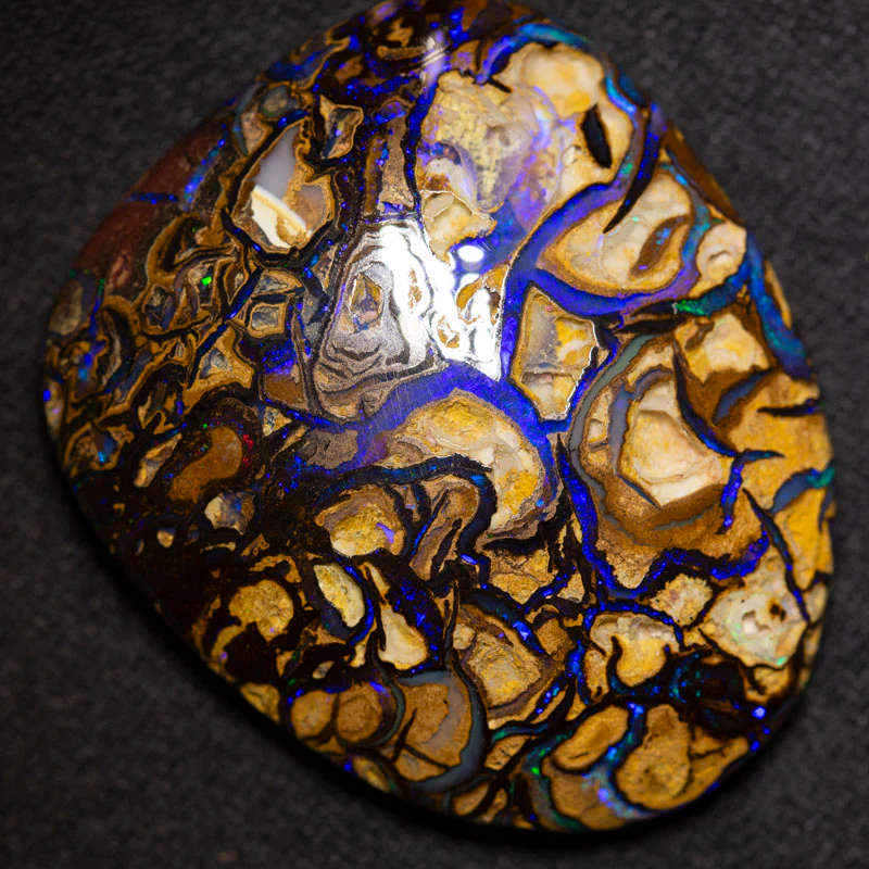 43.36 ct boulder opal 30x25.4x7.7mm