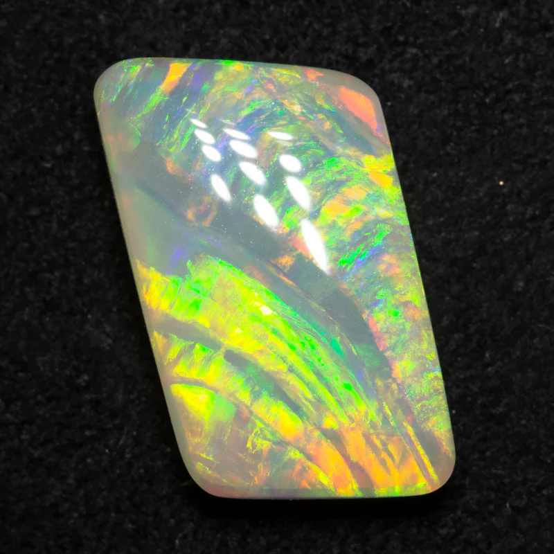 5.19 ct crystal opal 14x9x4.6mm