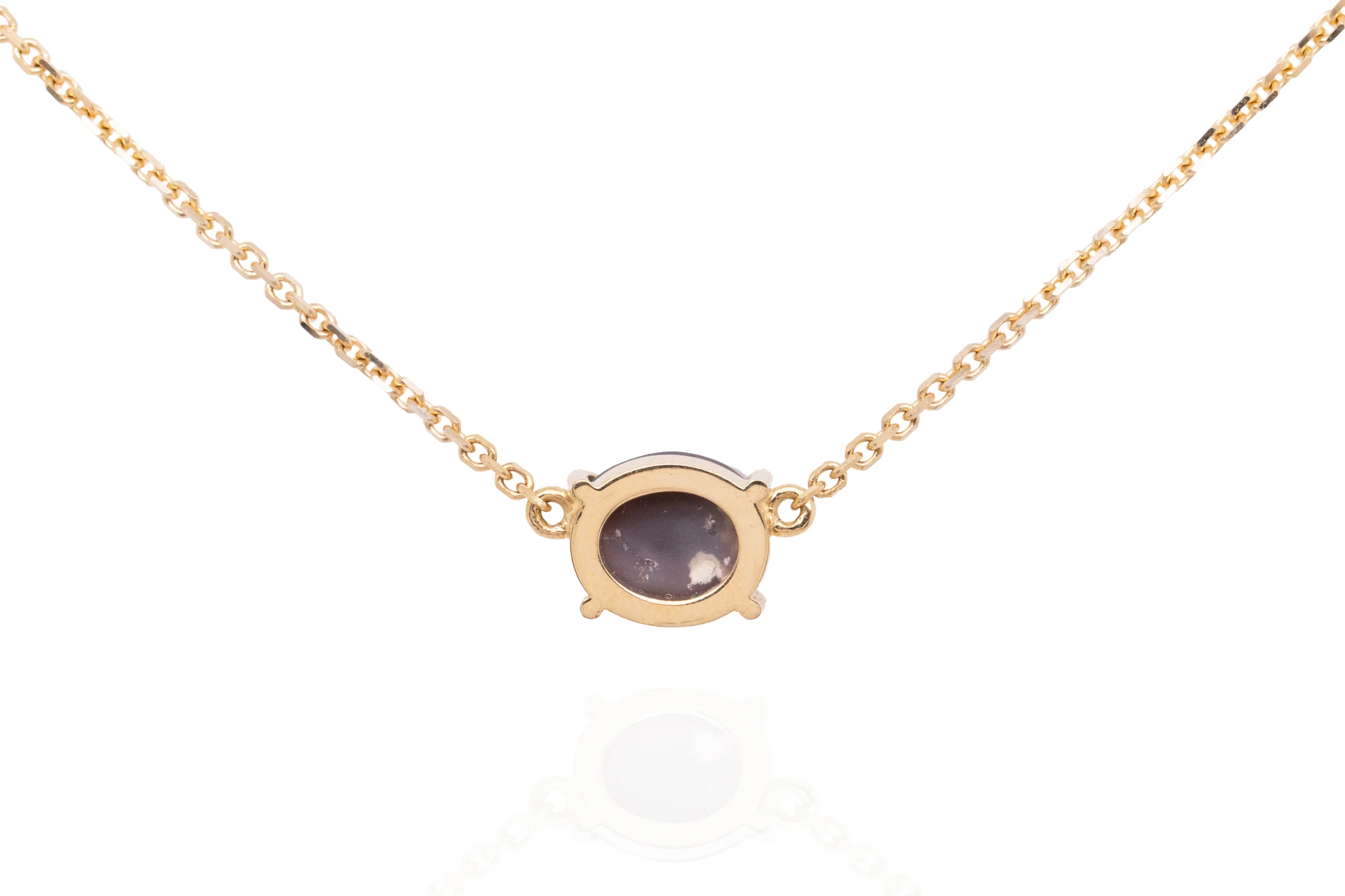 Ruthie — 18kt Yellow Gold 1.07 ct Dark Opal Necklace - Image 4