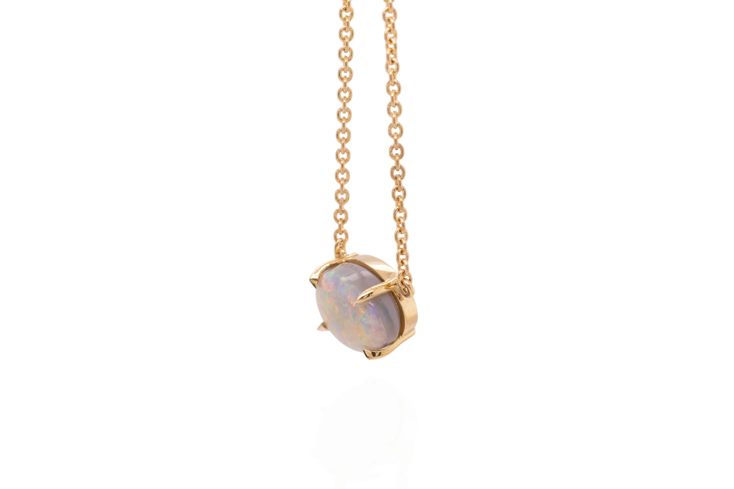 Ruthie — 18kt Yellow Gold 1.12 ct White Opal Necklace - Image 3